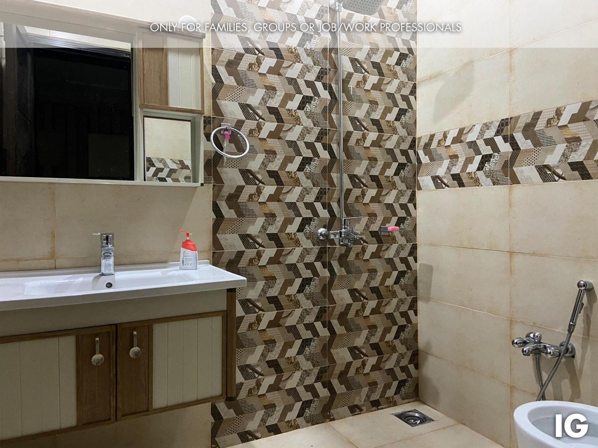 3 Bedroom Furnished Holiday Home Near Valencia Town, Lake City & Ring Road 拉合尔 外观 照片